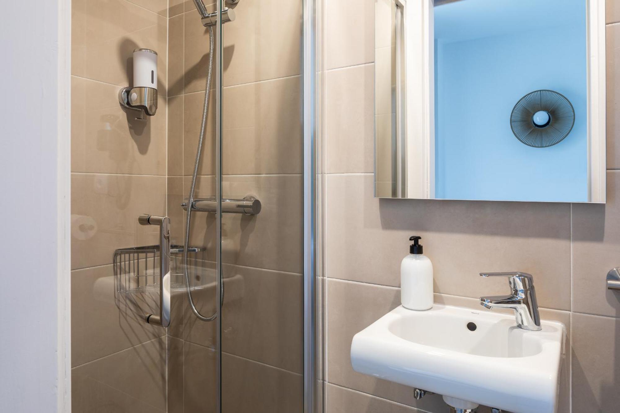 Hostal Alicante Сан-Антонио-Абад Экстерьер фото