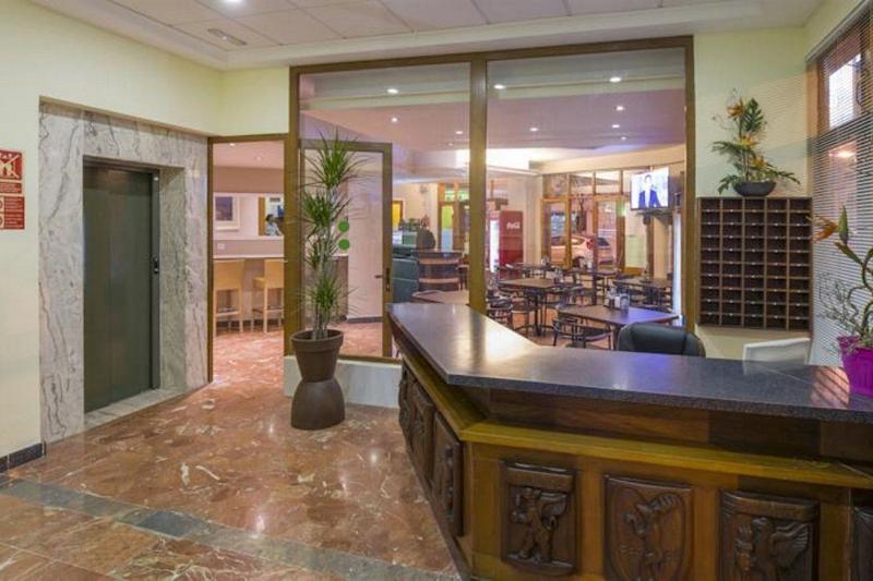 Hostal Alicante Сан-Антонио-Абад Экстерьер фото