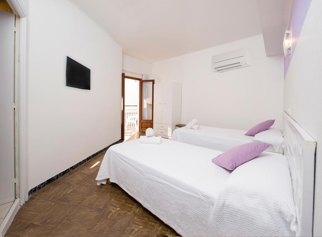 Hostal Alicante Сан-Антонио-Абад Экстерьер фото