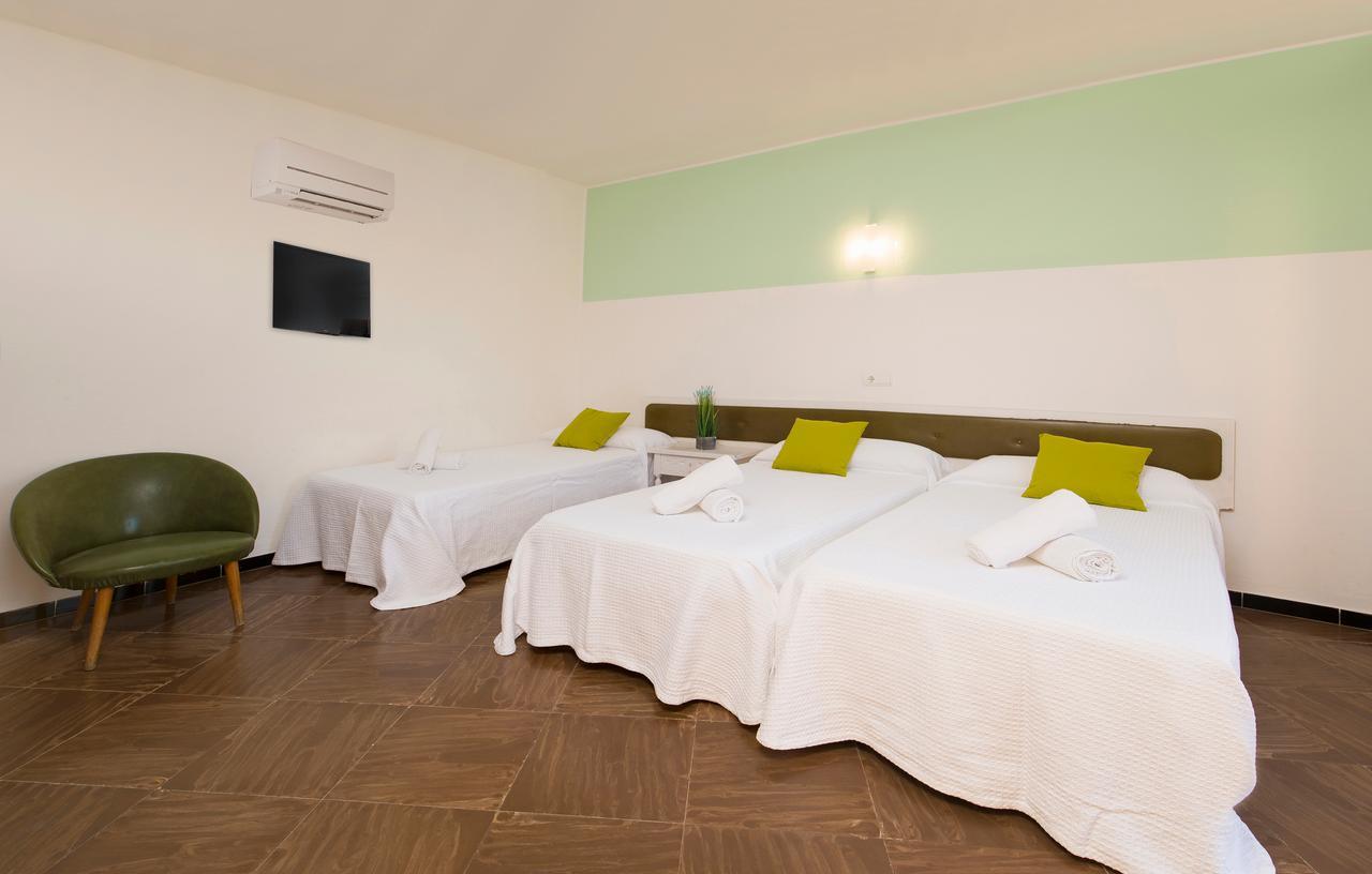 Hostal Alicante Сан-Антонио-Абад Экстерьер фото
